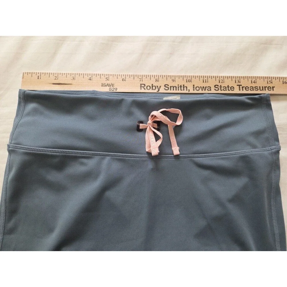 Fabletics |Size XL| Blue High Waisted Leggings Mesh Calf Panels Reflective Trim - Picture 13 of 15